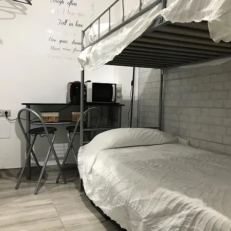 Hostel Reyna Express *